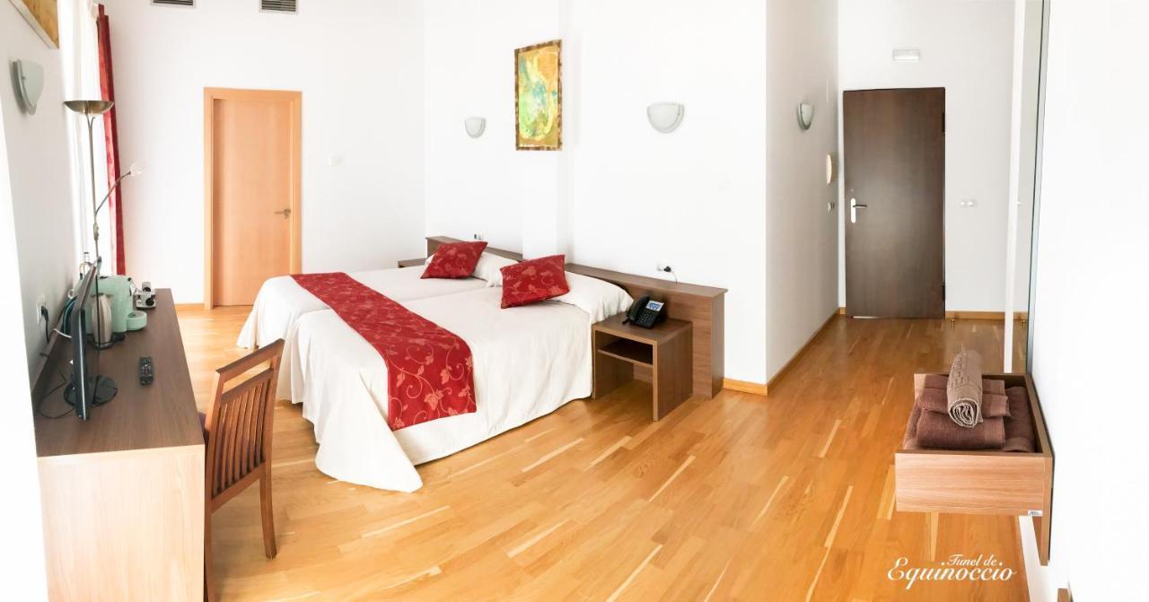 Hotel Baron Andilla Valdealgorfa Zewnętrze zdjęcie