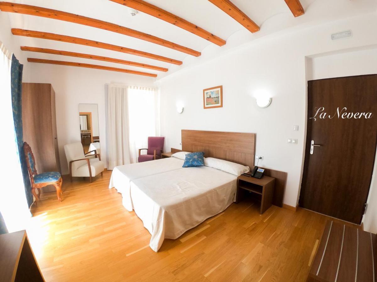 Hotel Baron Andilla Valdealgorfa Zewnętrze zdjęcie