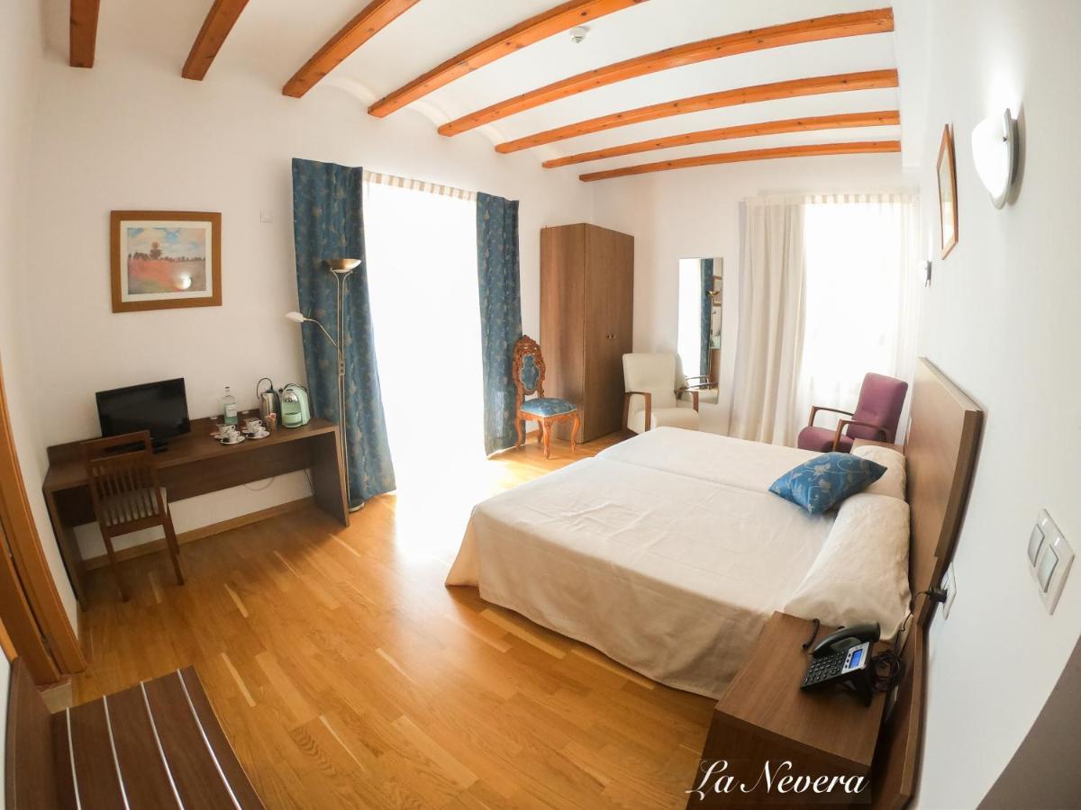 Hotel Baron Andilla Valdealgorfa Zewnętrze zdjęcie